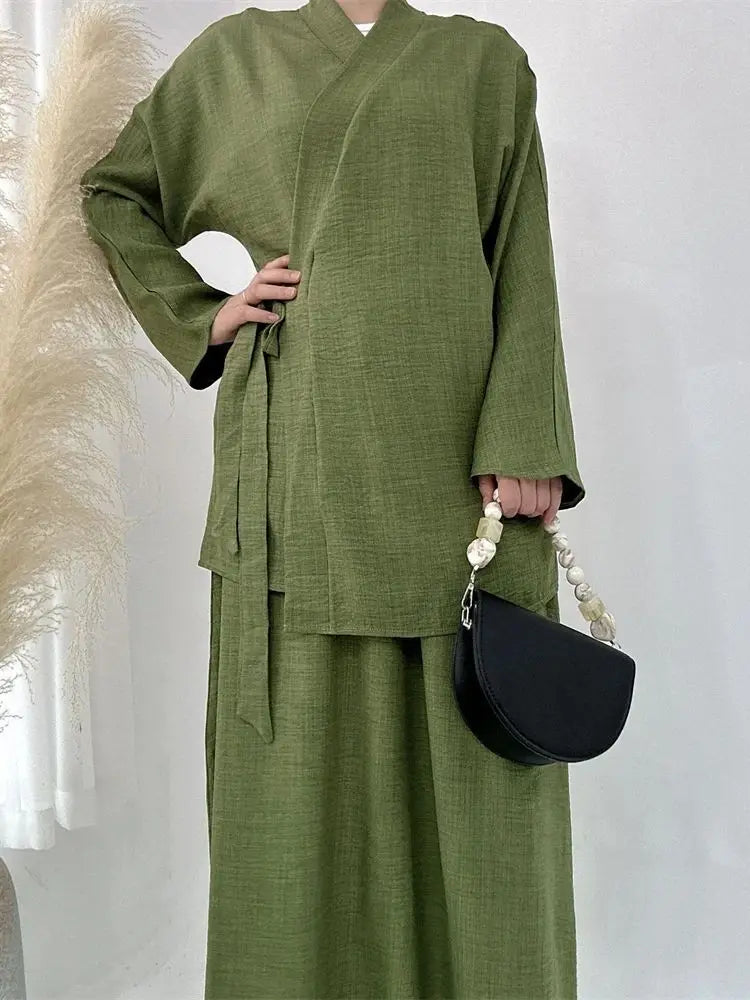 Versatile 2 piece abaya set for women - combines elegance and comfort for modern modesty